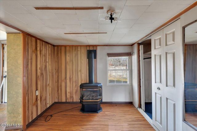 89 Morris Road, Schenectady, NY 12304