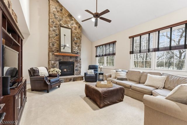 26 Rouser Way, Hillsborough Twp., NJ 08844