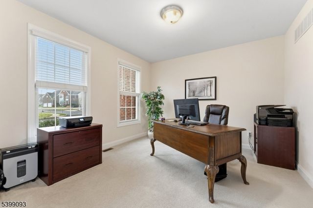 26 Rouser Way, Hillsborough Twp., NJ 08844