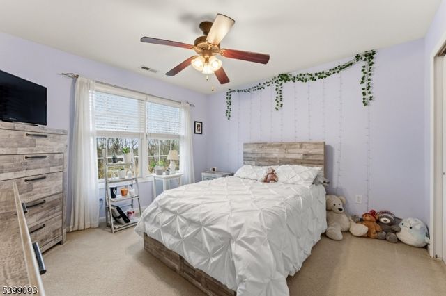 26 Rouser Way, Hillsborough Twp., NJ 08844