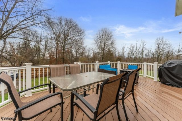 26 Rouser Way, Hillsborough Twp., NJ 08844