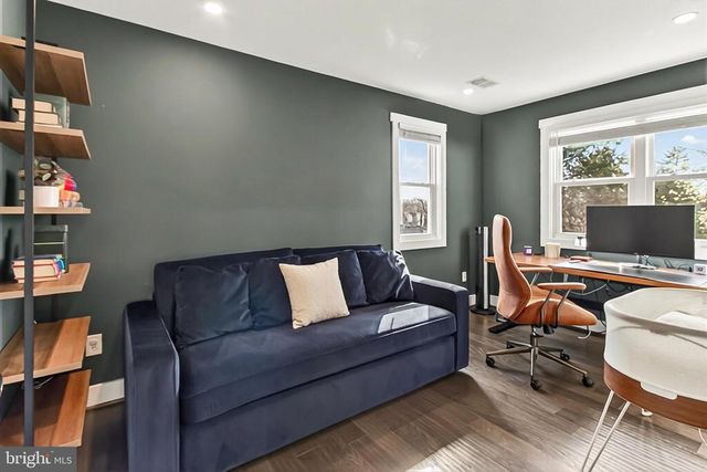 6805 FARRAGUT AVE, Falls Church, VA 22042