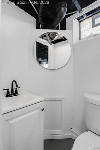 5743 Buckingham Avenue, Detroit, MI 48224