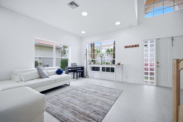 7331 Panache Way, Boca Raton, FL 33433