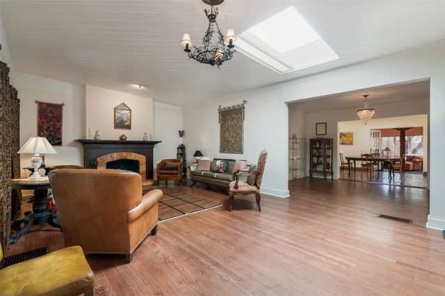 130 W Houghton Street, Santa Fe, NM 87505