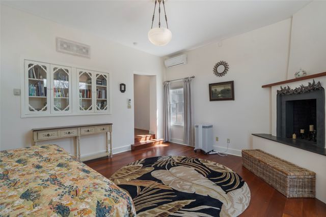 130 W Houghton Street, Santa Fe, NM 87505