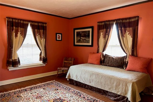 130 W Houghton Street, Santa Fe, NM 87505