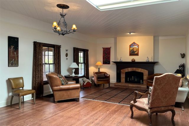 130 W Houghton Street, Santa Fe, NM 87505