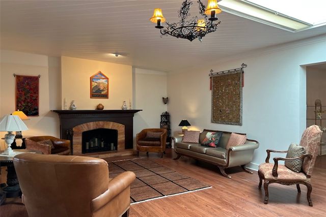 130 W Houghton Street, Santa Fe, NM 87505