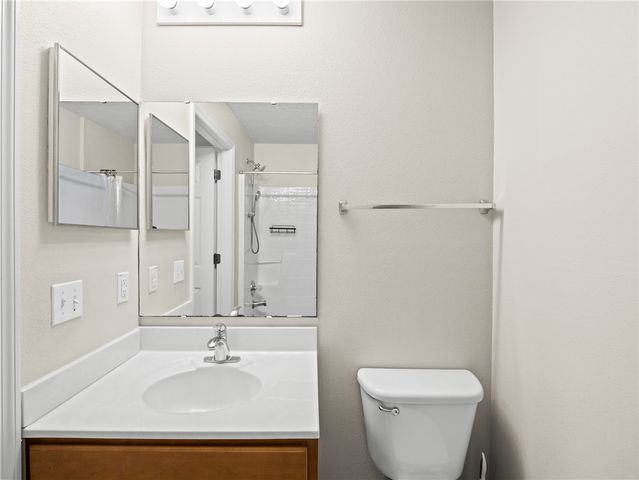 380 Courtney Street SE, Palm Bay, FL 32909