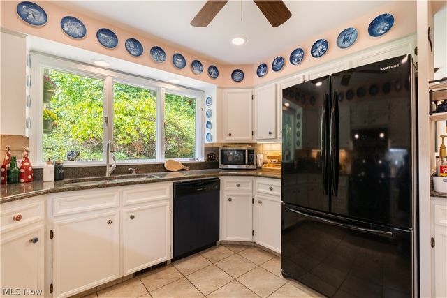 7671 W Lake Boulevard, Kent, OH 44240