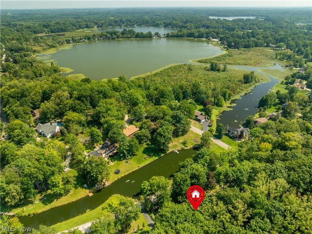 7671 W Lake Boulevard, Kent, OH 44240