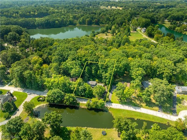 7671 W Lake Boulevard, Kent, OH 44240