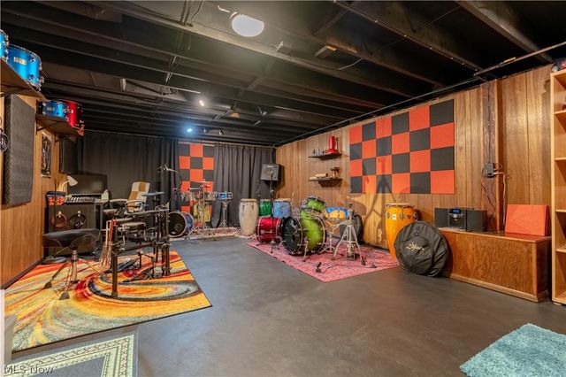 7671 W Lake Boulevard, Kent, OH 44240