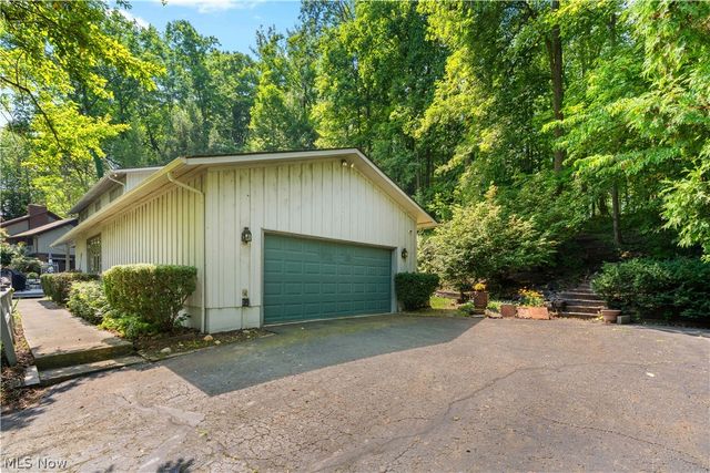 7671 W Lake Boulevard, Kent, OH 44240