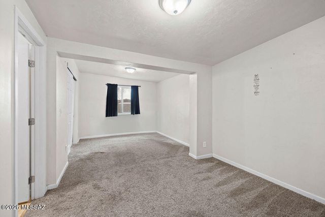 1301 W Kleindale Road, Tucson, AZ 85705