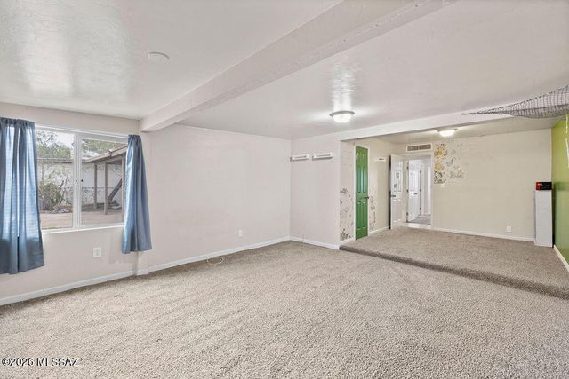 1301 W Kleindale Road, Tucson, AZ 85705