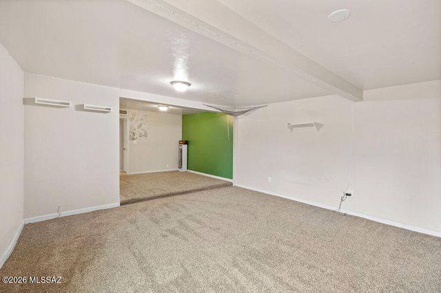 1301 W Kleindale Road, Tucson, AZ 85705