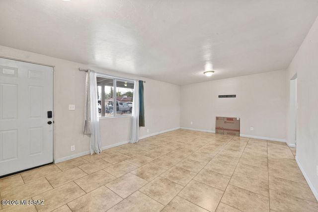 1301 W Kleindale Road, Tucson, AZ 85705