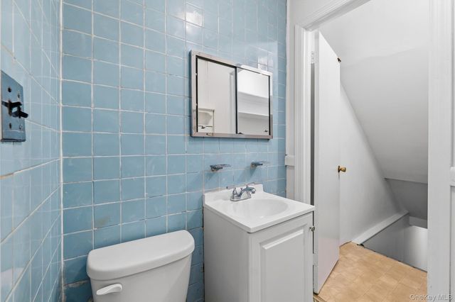 4238 Vireo Avenue, Bronx, NY 10470