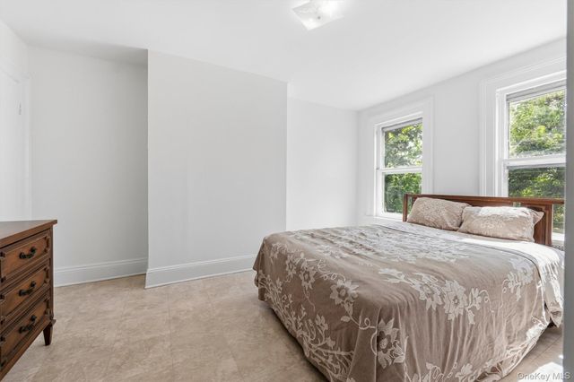 4238 Vireo Avenue, Bronx, NY 10470