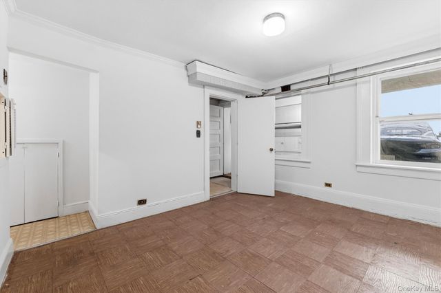 4238 Vireo Avenue, Bronx, NY 10470