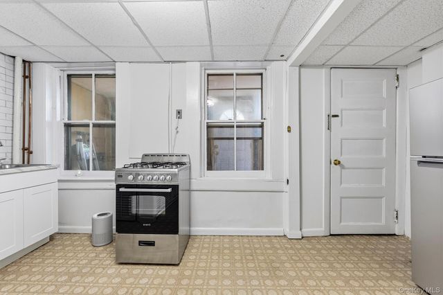 4238 Vireo Avenue, Bronx, NY 10470