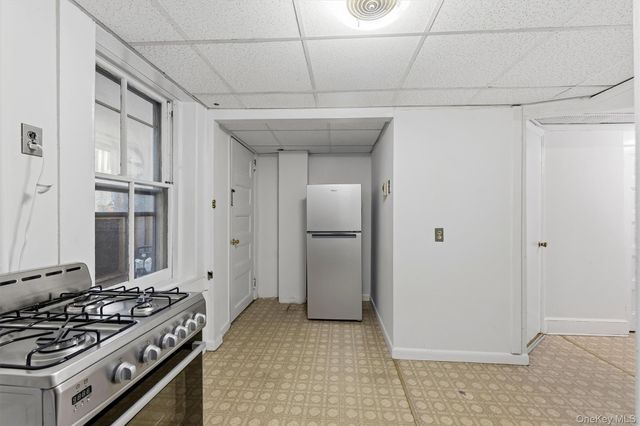 4238 Vireo Avenue, Bronx, NY 10470