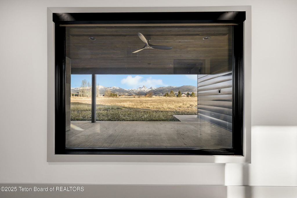 1404 CANYON SUNRISE, Driggs, ID 83422 photo 18