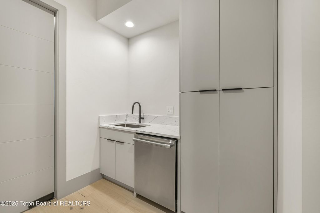 1404 CANYON SUNRISE, Driggs, ID 83422 photo 27