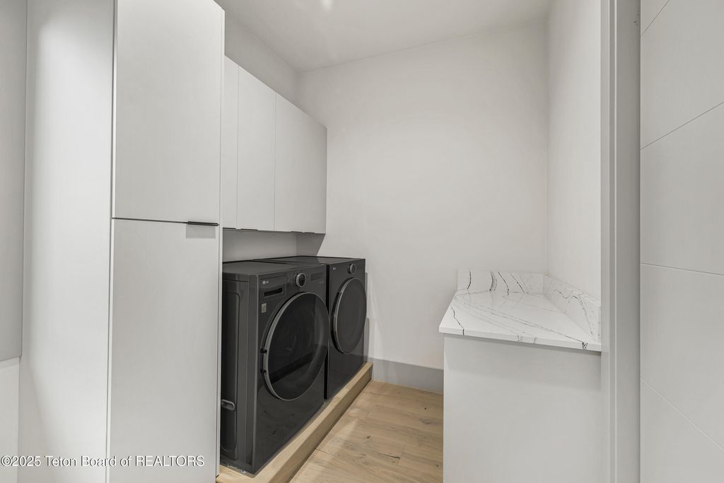 1404 CANYON SUNRISE, Driggs, ID 83422 photo 30