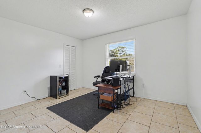 2169 Wagonwheel Avenue SE, Palm Bay, FL 32909