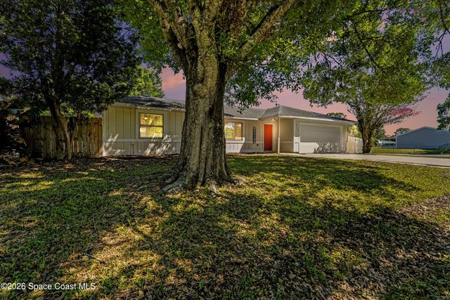 2169 Wagonwheel Avenue SE, Palm Bay, FL 32909