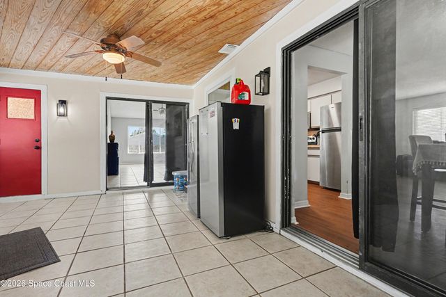 2169 Wagonwheel Avenue SE, Palm Bay, FL 32909