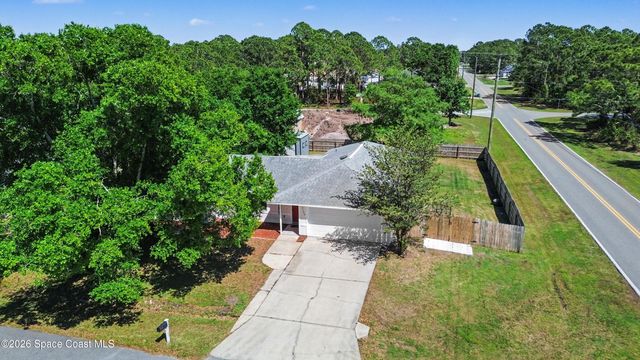 2169 Wagonwheel Avenue SE, Palm Bay, FL 32909