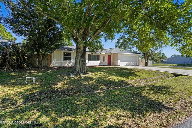 2169 Wagonwheel Avenue SE, Palm Bay, FL 32909
