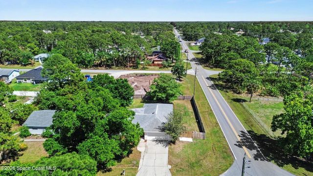 2169 Wagonwheel Avenue SE, Palm Bay, FL 32909