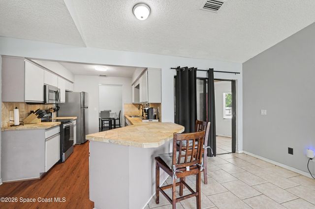 2169 Wagonwheel Avenue SE, Palm Bay, FL 32909