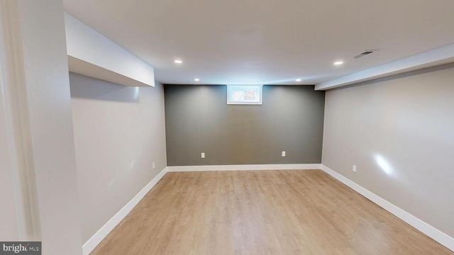 1038 PLATT AVE, Folsom, PA 19033