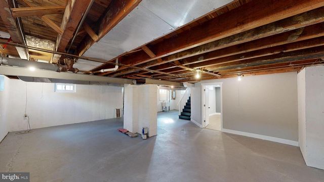 1038 PLATT AVE, Folsom, PA 19033