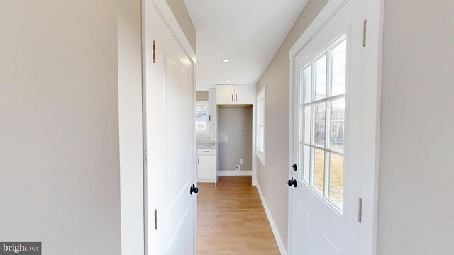 1038 PLATT AVE, Folsom, PA 19033