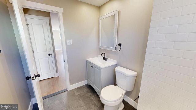 1038 PLATT AVE, Folsom, PA 19033