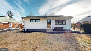 1038 PLATT AVE, Folsom, PA 19033