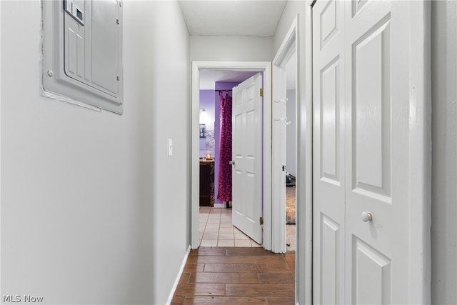 8557 N Akins Road 204, North Royalton, OH 44133