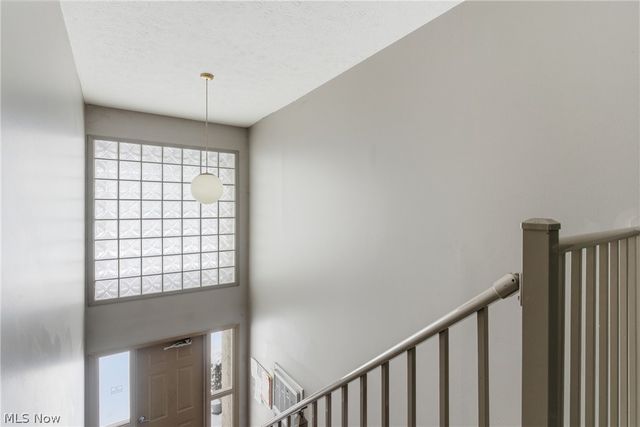 8557 N Akins Road 204, North Royalton, OH 44133