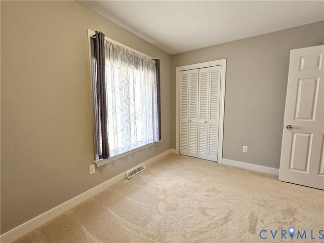 508 Kevin Dr, Farmville, VA 23901