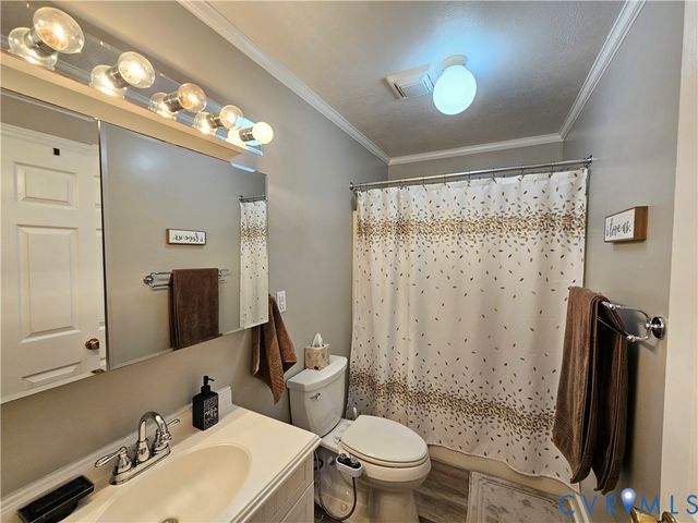 508 Kevin Dr, Farmville, VA 23901