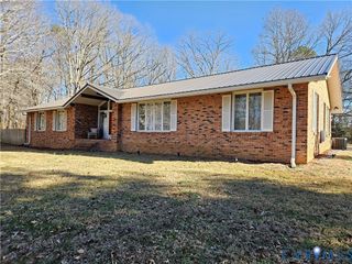 508 Kevin Dr, Farmville, VA 23901
