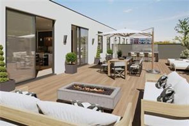 318 Sandy Springs Circle 270, Atlanta, GA 30328