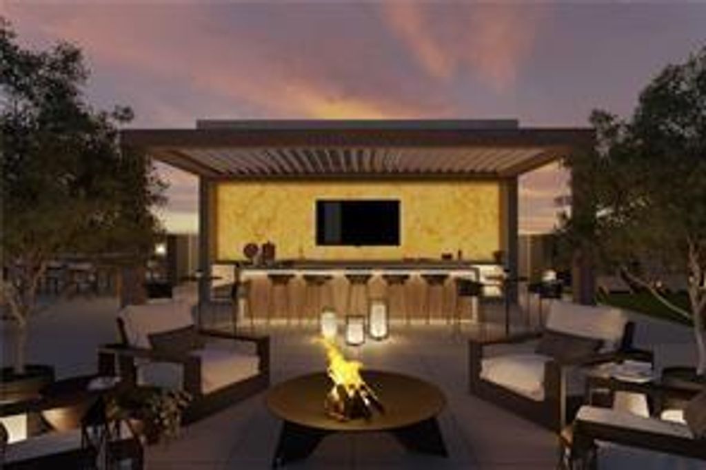 318 Sandy Springs Circle 270, Atlanta, GA 30328